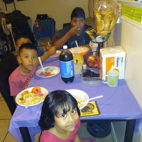 Meet your Posher, Carlos - Picture 1 of 1